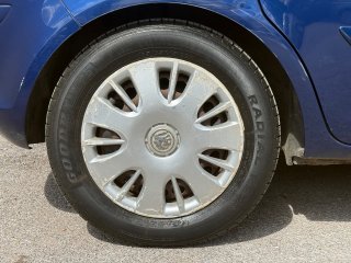 /photos/11258/175b0a7d-3f75-a2d0-23a2-fb8c41e6e244_i320x240.jpg