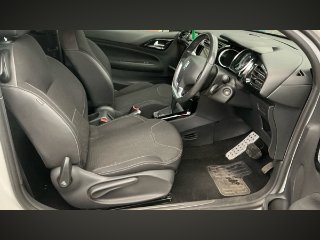 /photos/11258/27255758-a7c6-496a-aa02-7ef35a859368_i320x240.jpg