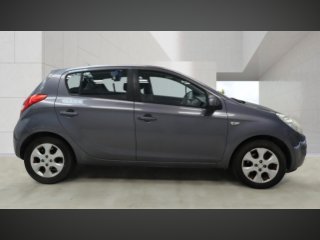 /photos/11258/40256f3e-f79e-d2c5-e56e-8d339d885f35_i320x240.jpg