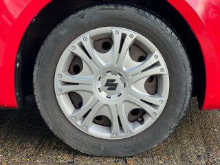/photos/11258/5c531eca-2c07-523d-a604-c03dffc288ef_i320x240.jpg