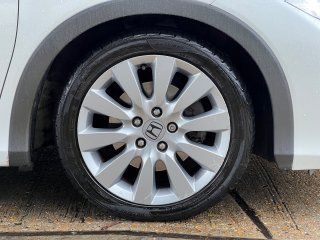 /photos/11258/6656d414-d8a5-263f-87f9-43c89c5b2450_i320x240.jpg