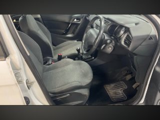 /photos/11258/68251f2f-6fd0-3852-fbd5-d01eeb5be0cd_i320x240.jpg