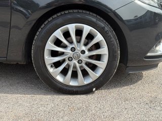 /photos/11258/6db8ec99-f8ad-7999-1b73-814b3de74c4f_i320x240.jpg