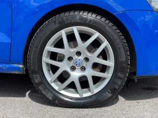 /photos/11258/7c7f1891-6cb0-ff5d-eac5-95f59f7432ab_i320x240.jpg