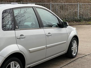 /photos/11258/b68ae175-3c8d-9cad-41f7-d9fa06bde715_i320x240.jpg