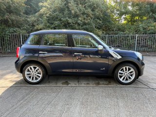 /photos/11258/c5e2fef7-0418-4336-1abc-ea8901a7f73a_i320x240.jpg