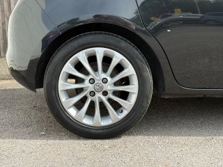 /photos/11258/e860c928-7188-20ca-a630-3401025bb74f_i320x240.jpg