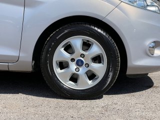 /photos/11258/f6688f73-2fb8-1657-39de-bc2baeb3fa07_i320x240.jpg